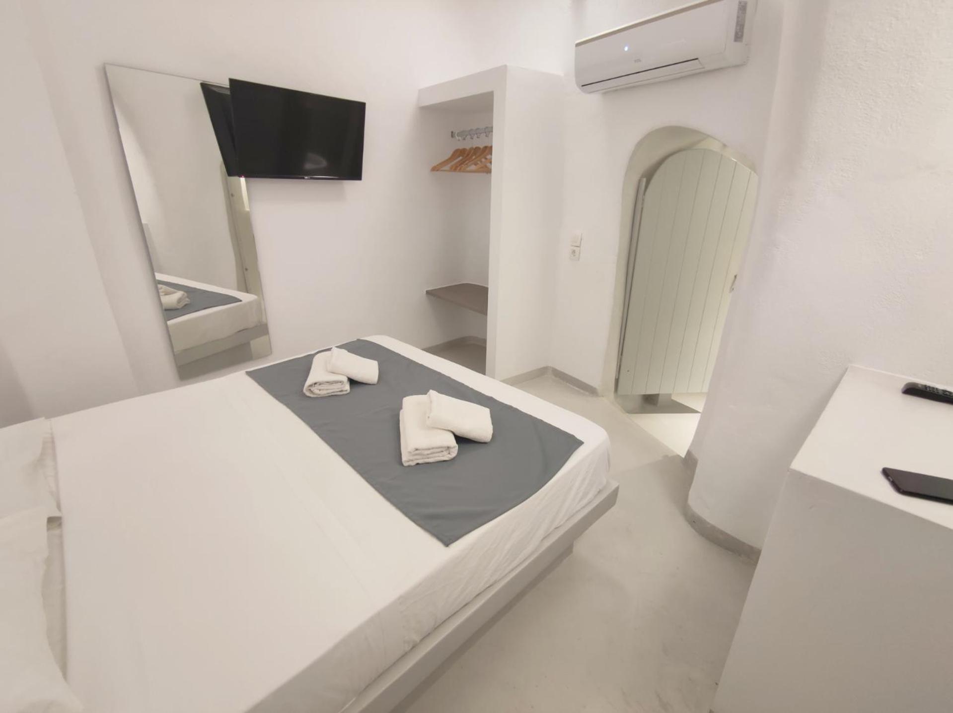 Low Cost Fira Center Rooms المظهر الخارجي الصورة